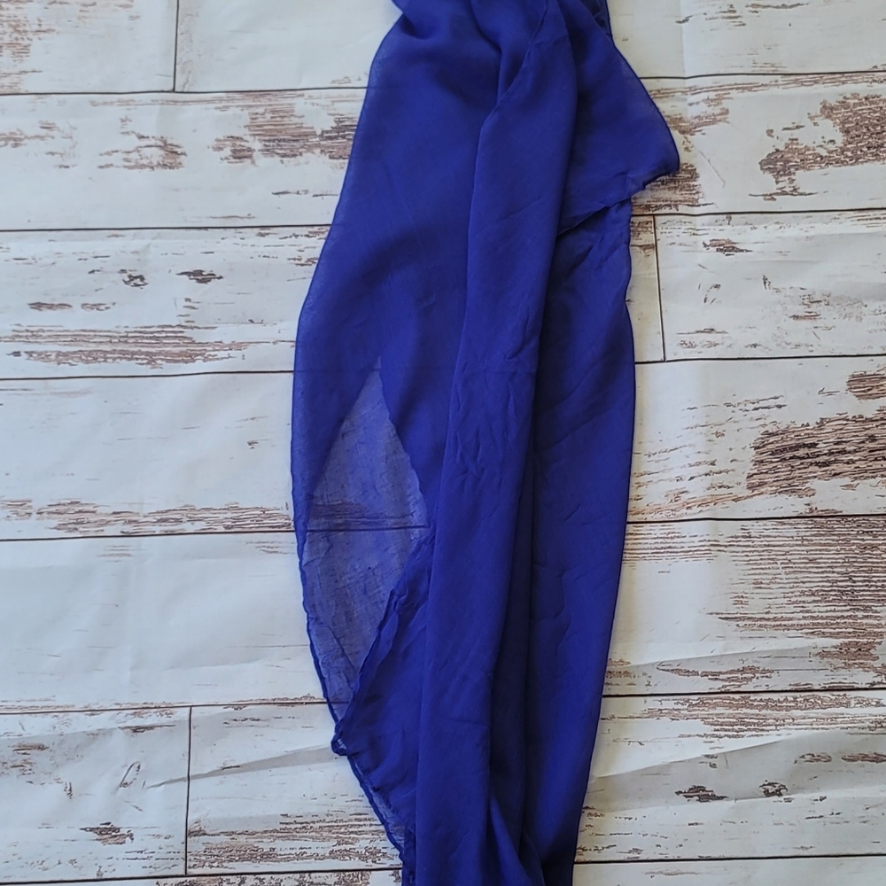 Scarf - Picture 3 of 5